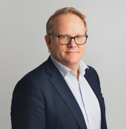 Fabian Bergman, Coromatic